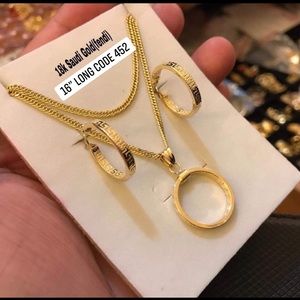 16” 18karat Necklace with chain and earrings